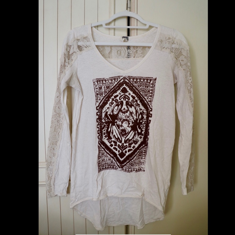 COPY - Free People graphic long sleeve with lace detail